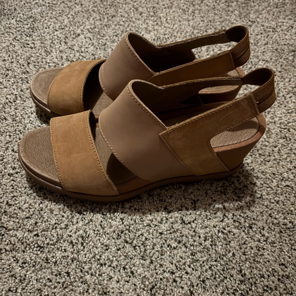 Women's Tan Wedge Sandals Sorel